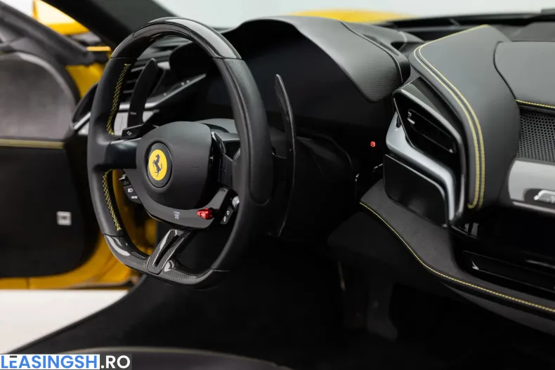 Ferrari SF90 Stradale din 2022 cu 6.500 km - oferta FER211657 - foto 14