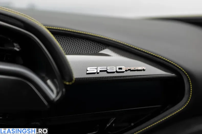 Ferrari SF90 Stradale din 2022 cu 6.500 km - oferta FER211657 - foto 24