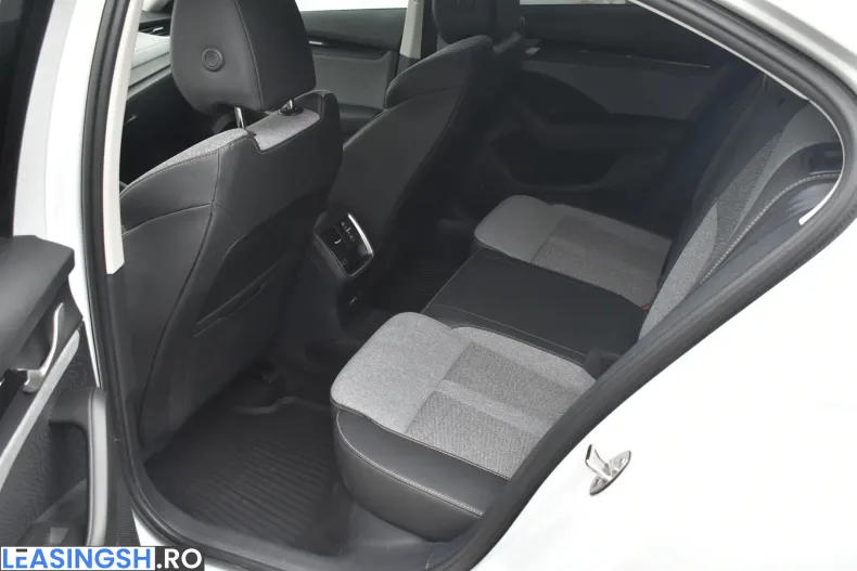 Skoda Octavia din 2024 cu 15.866 km - oferta SKO211660 - foto 11