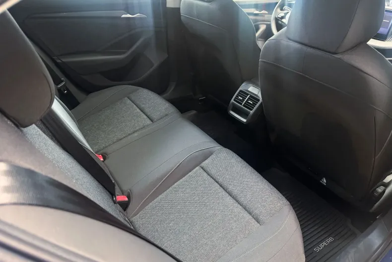Skoda Superb din 2025 cu 1 km - oferta SKO211661 - foto 6