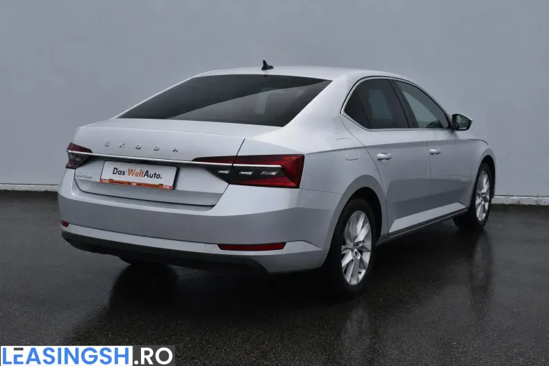 Skoda Superb din 2023 cu 78.178 km - oferta SKO211663 - foto 4