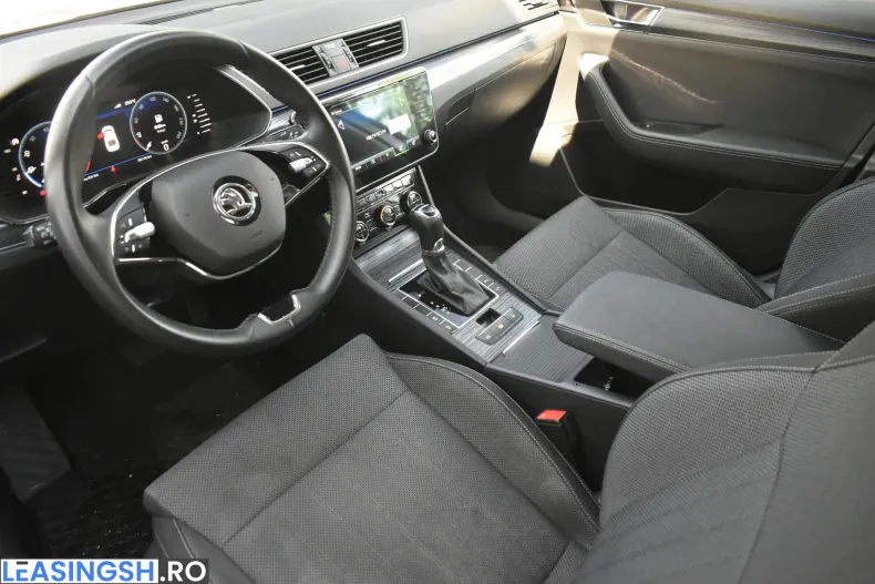 Skoda Superb din 2023 cu 78.178 km - oferta SKO211663 - foto 6