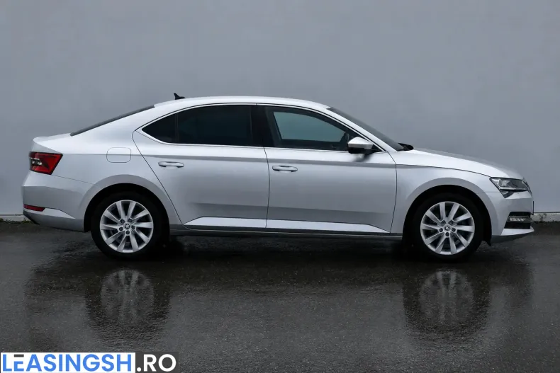 Skoda Superb din 2023 cu 78.178 km - oferta SKO211663 - foto 8