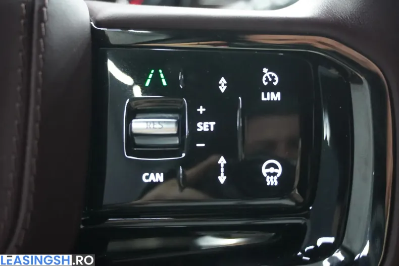 Land Rover Range Rover Sport din 2024 cu 9.556 km - oferta LAN211672 - foto 11