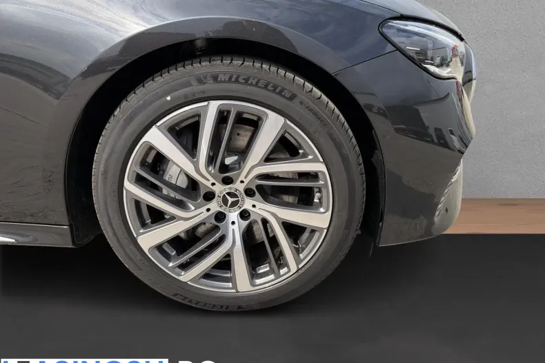 Mercedes-Benz E (Clasa E) din 2025 cu 3.200 km - oferta MER211686 - foto 15