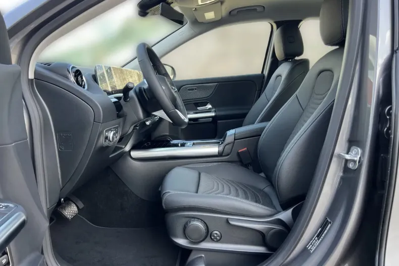 Mercedes-Benz GLA din 2026 cu 10 km - oferta MER211687 - foto 12