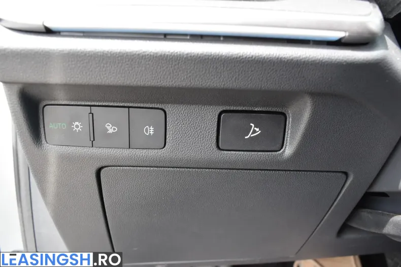 Skoda Enyaq din 2025 cu 8.000 km - oferta SKO211692 - foto 15