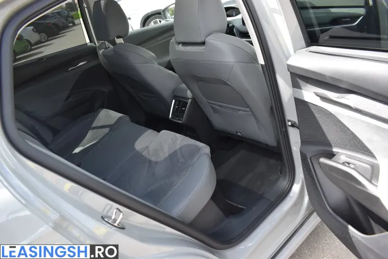 Skoda Enyaq din 2025 cu 8.000 km - oferta SKO211692 - foto 22