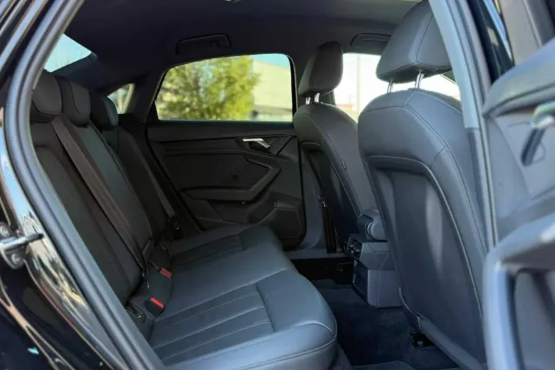 Audi A3 Limuzina din 2020 cu 111.000 km - oferta AUD211695 - foto 17