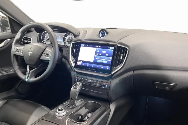 Maserati Ghibli din 2023 cu 88.425 km - oferta MAS211709 - foto 8