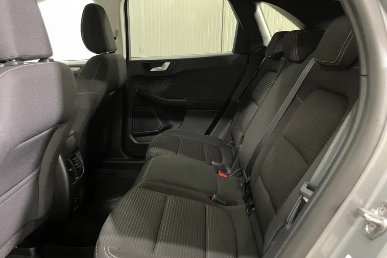 Ford Kuga din 2021 cu 39.609 km - oferta FOR211719 - foto 11