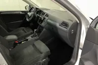 Volkswagen Tiguan din 2022 cu 50.317 km - oferta VOL211727 - foto 9