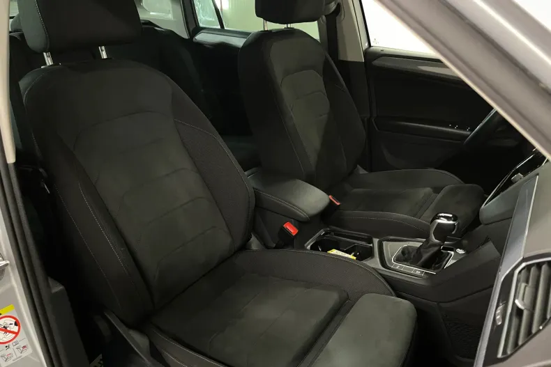Volkswagen Tiguan din 2022 cu 50.317 km - oferta VOL211727 - foto 10