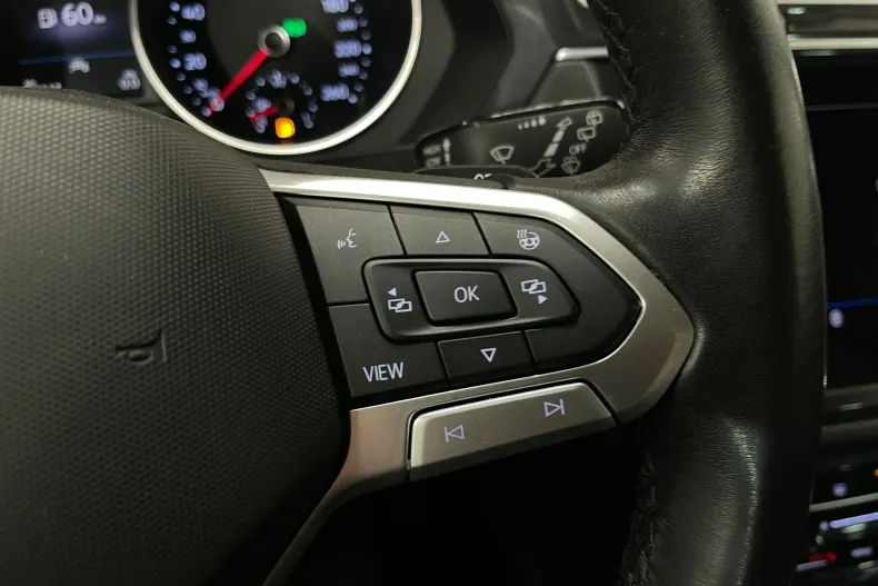 Volkswagen Tiguan din 2022 cu 50.317 km - oferta VOL211727 - foto 26