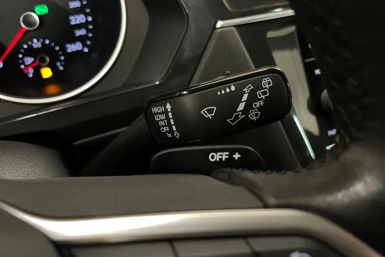 Volkswagen Tiguan din 2022 cu 50.317 km - oferta VOL211727 - foto 27