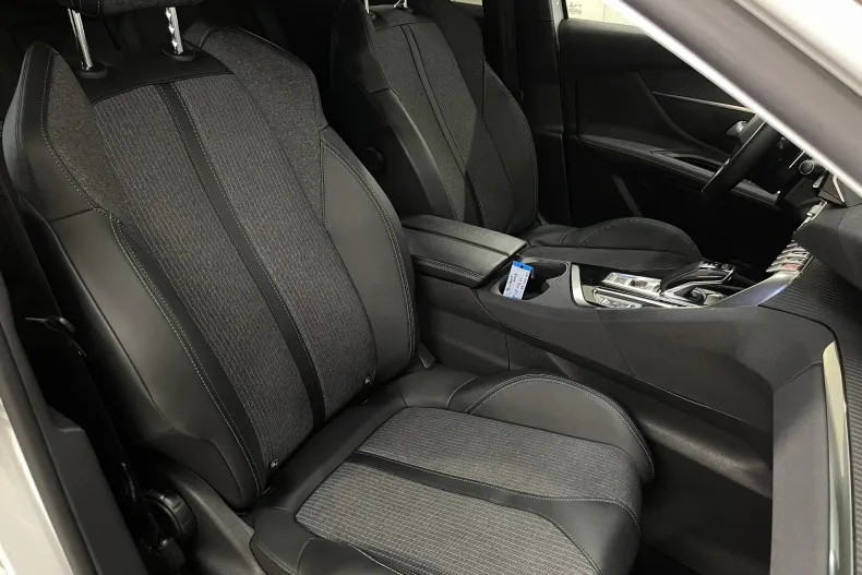 Peugeot 3008 din 2021 cu 95.652 km - oferta PEU211729 - foto 10