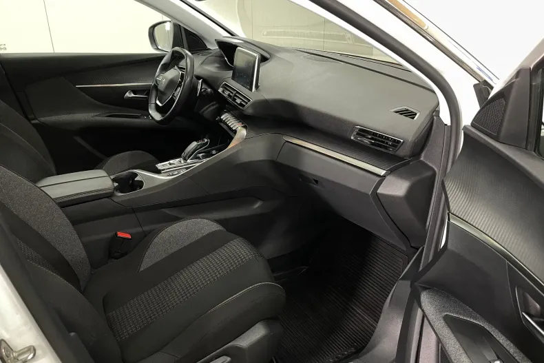 Peugeot 3008 din 2021 cu 72.455 km - oferta PEU211731 - foto 9