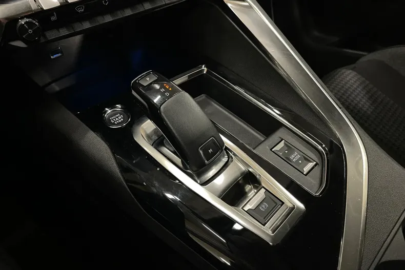 Peugeot 3008 din 2021 cu 72.455 km - oferta PEU211731 - foto 24