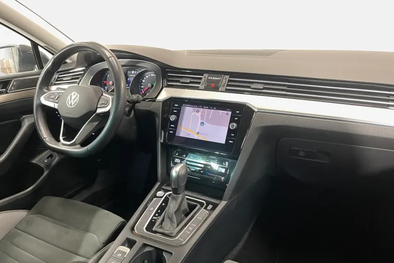 Volkswagen Passat din 2021 cu 84.366 km - oferta VOL211733 - foto 8