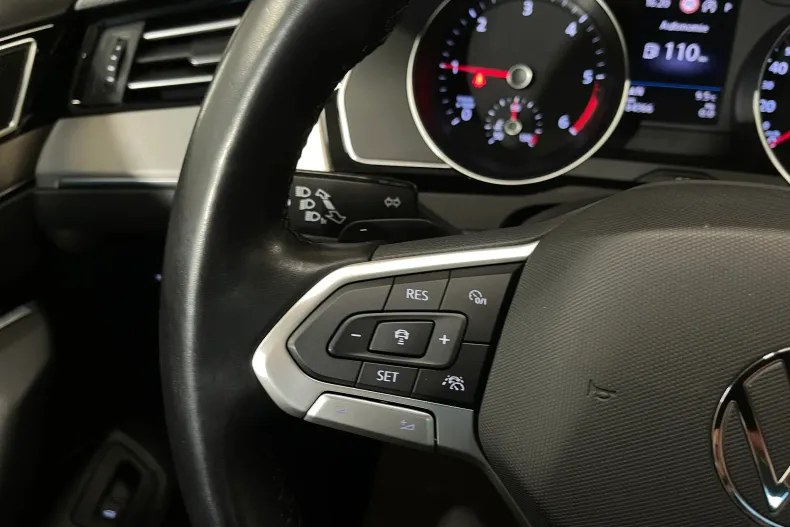 Volkswagen Passat din 2021 cu 84.366 km - oferta VOL211733 - foto 24