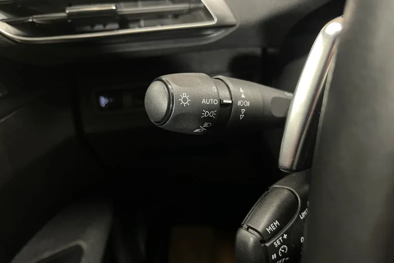 Peugeot 5008 din 2020 cu 131.372 km - oferta PEU211735 - foto 28