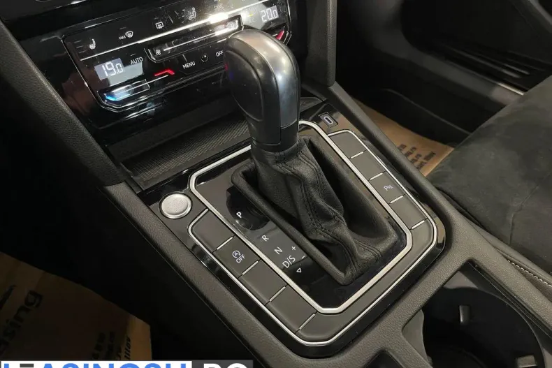 Volkswagen Passat din 2020 cu 90.178 km - oferta VOL211738 - foto 20