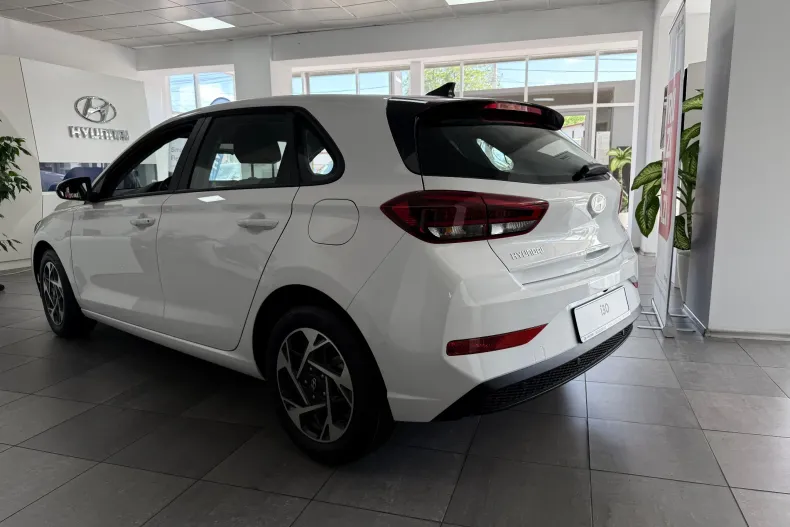 Hyundai i30 din 2026 cu 2 km - oferta HYU211742 - foto 4