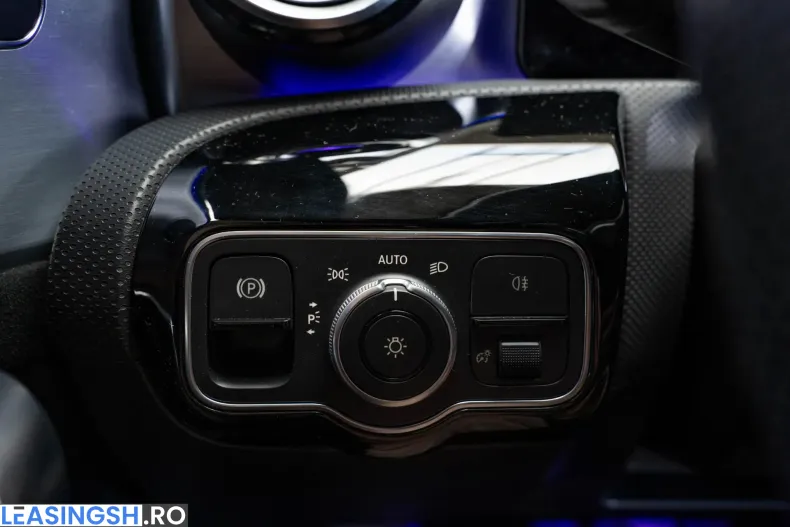 Mercedes-Benz CLA 200 (Clasa CLA) din 2022 cu 137.533 km - oferta MER211757 - foto 24
