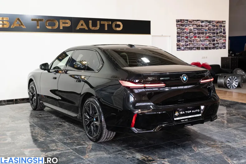 BMW 740d (Seria 7) din 2025 cu 22 km - oferta BMW211764 - foto 39