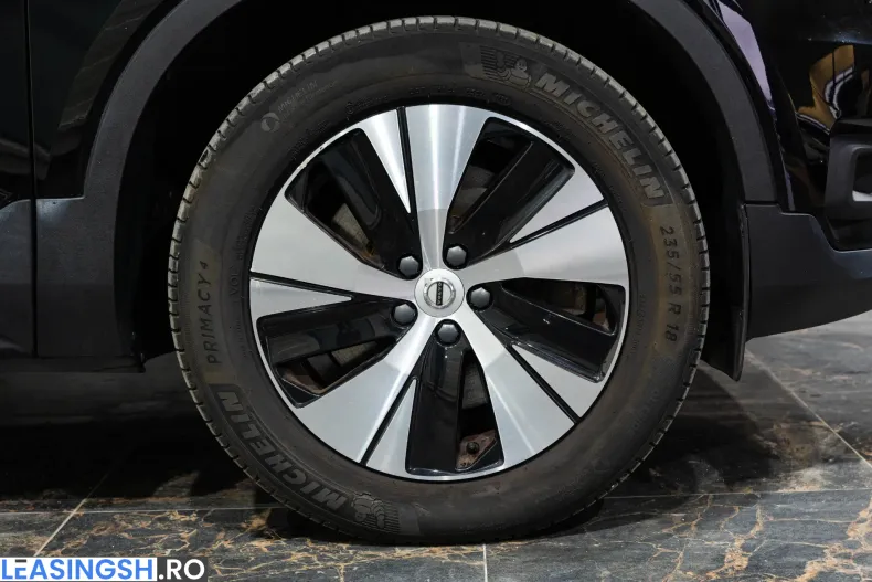 Volvo XC40 din 2021 cu 71.426 km - oferta VOL211765 - foto 9