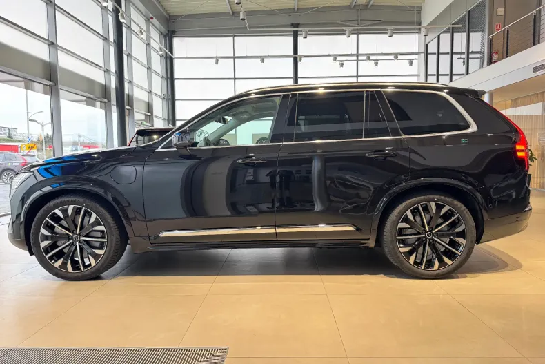 Volvo XC90 din 2025 cu 9 km - oferta VOL211769 - foto 8