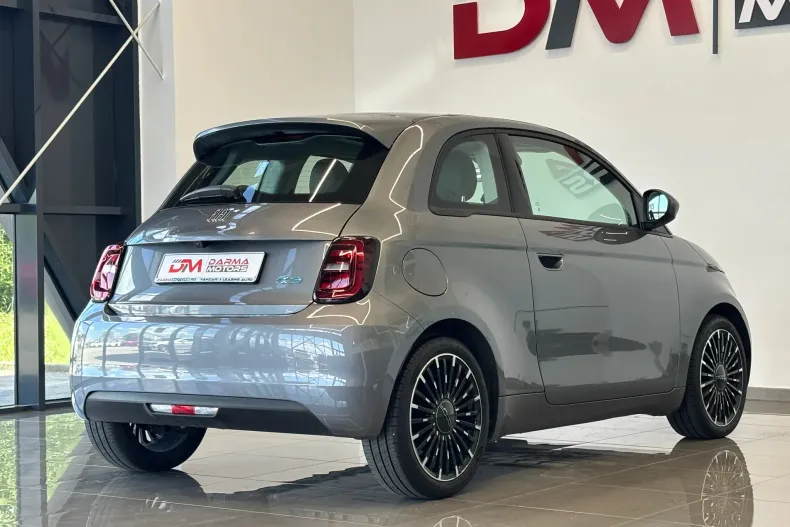 Fiat 500e din 2022 cu 7.300 km - oferta FIA211773 - foto 4