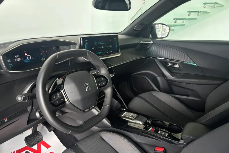 Peugeot 2008 din 2023 cu 18.600 km - oferta PEU211775 - foto 6