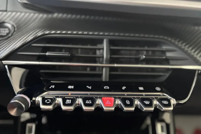 Peugeot 2008 din 2023 cu 18.600 km - oferta PEU211775 - foto 18