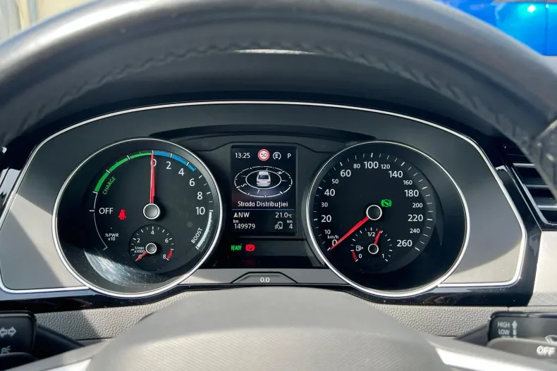 Volkswagen Passat din 2021 cu 149.979 km - oferta VOL211780 - foto 10