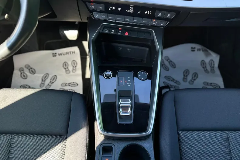 Audi A3 Sportback din 2024 cu 67.263 km - oferta AUD211782 - foto 10