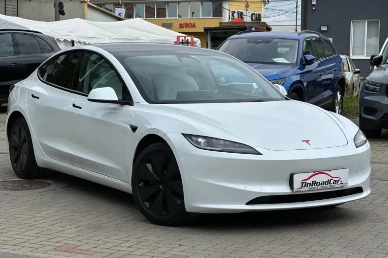 Tesla Model 3 din 2024 cu 66.734 km - oferta TES211784 - foto 2