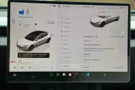 Tesla Model 3 din 2024 cu 66.734 km - oferta TES211784 - foto 8