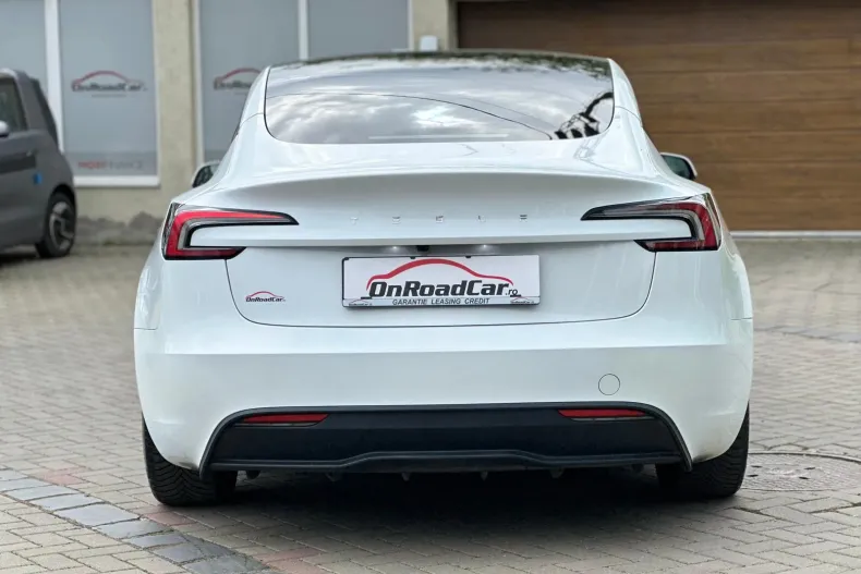 Tesla Model 3 din 2024 cu 66.734 km - oferta TES211784 - foto 14