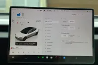 Tesla Model 3 din 2024 cu 66.734 km - oferta TES211784 - foto 30