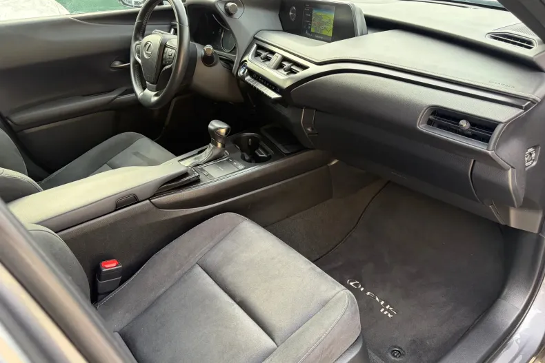 Lexus UX din 2022 cu 90.300 km - oferta LEX211791 - foto 7