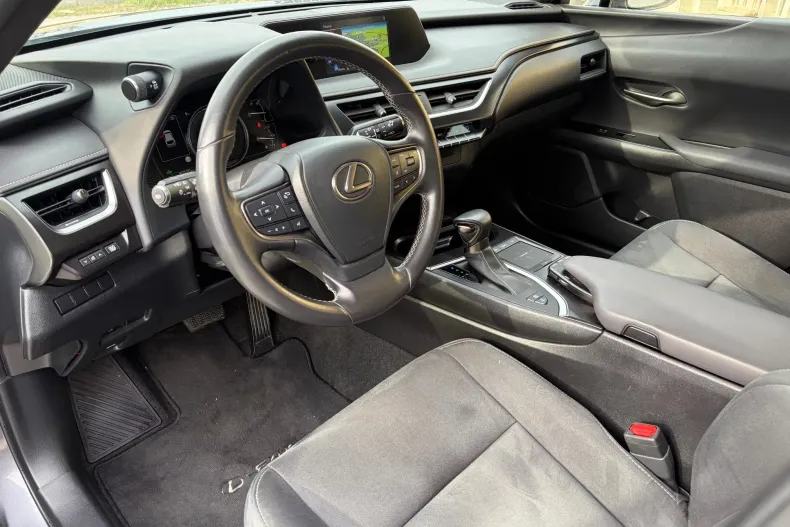 Lexus UX din 2022 cu 90.300 km - oferta LEX211791 - foto 18