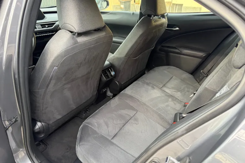 Lexus UX din 2022 cu 90.300 km - oferta LEX211791 - foto 24