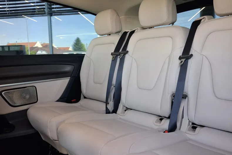 Mercedes-Benz V din 2025 cu 5.000 km - oferta MER211796 - foto 27