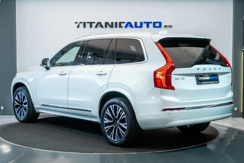 Volvo XC90 din 2023 cu 32.481 km - oferta VOL211815 - foto 3