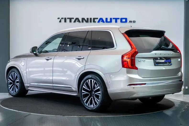 Volvo XC90 din 2023 cu 63.305 km - oferta VOL211817 - foto 3