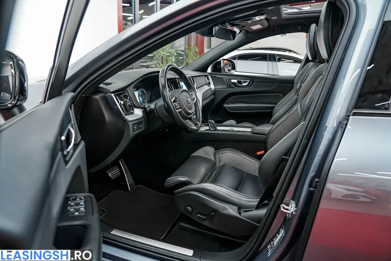 Volvo XC60 din 2021 cu 65.000 km - oferta VOL211821 - foto 4