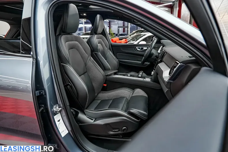 Volvo XC60 din 2021 cu 65.000 km - oferta VOL211821 - foto 8