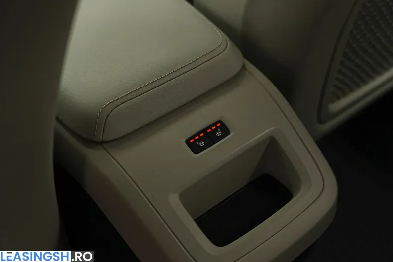 Volvo XC60 din 2023 cu 130.000 km - oferta VOL211829 - foto 36