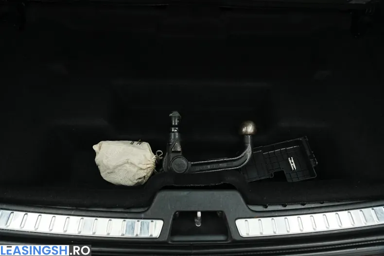 Volvo XC90 din 2021 cu 131.000 km - oferta VOL211831 - foto 38